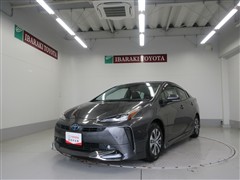 トヨタ プリウス A