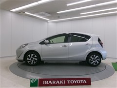 アクア S スタイルブラック