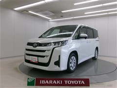 トヨタ　ノア X タイプ2 サードシート