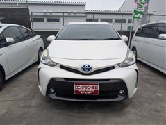 プリウスアルファ S