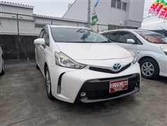 プリウスアルファ S