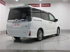 ヴォクシー ハイブリッド ZS