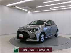 ヤリス ハイブリッド X