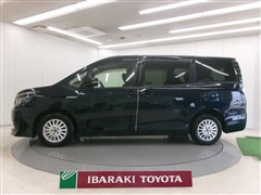 ヴォクシー ハイブリッド V