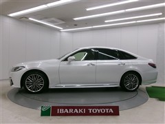 クラウン RS