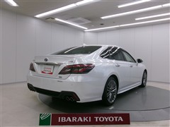 クラウン RS