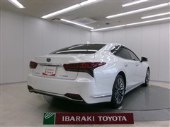 LS500h バージョンL