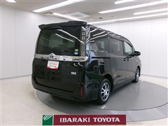 ヴォクシー ハイブリッド X