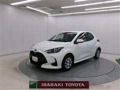 ヤリス ハイブリッド X