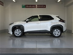 ヤリスクロス ハイブリッド X