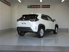 ヤリスクロス ハイブリッド X