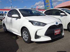 ヤリス ハイブリッド X