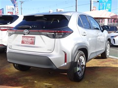 ヤリスクロス X