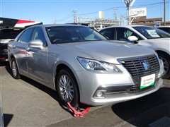 クラウンロイヤル HV ロイヤルサルーン