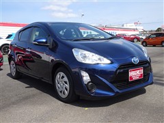 アクア S スタイルブラック