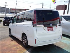 エスクァイアHV GIプレミアムBLテ