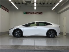 プリウス U