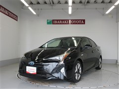 トヨタ プリウス S ツーリングセレクション