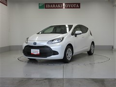 トヨタ アクア X