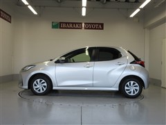 ヤリス ハイブリッド G