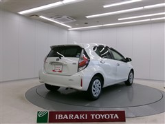 アクア S スタイルブラック