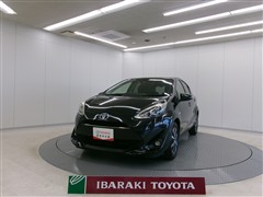 トヨタ アクア G