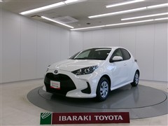 ヤリス ハイブリッド X