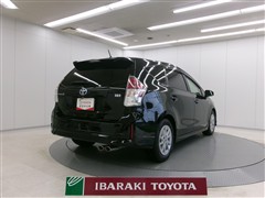 プリウスアルファ S