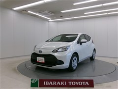 トヨタ アクア X