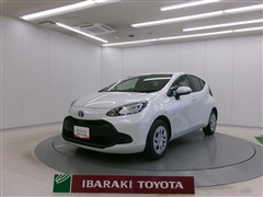 トヨタ アクア X