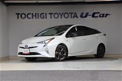 プリウス Sセーフティプラス2トーン