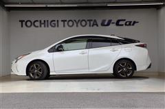 プリウス Sセーフティプラス2トーン