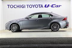 IS300h バージョンL