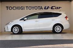 プリウスアルファ S