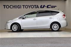 プリウスアルファ S