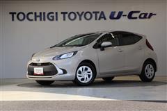 トヨタ アクア G