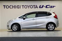 フィット ハイブリッド F