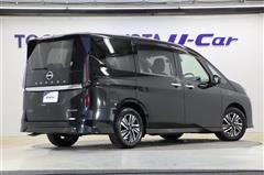 セレナ E-パワー ハイウェイスターV