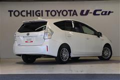 プリウスアルファ S