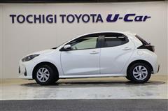 ヤリス ハイブリッド X