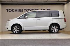 デリカD:5 P 8ニン