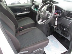 ルーミー カスタムG