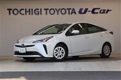 トヨタ　プリウス S