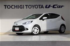 トヨタ アクア X