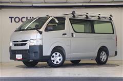 トヨタ ハイエースバン デラックス