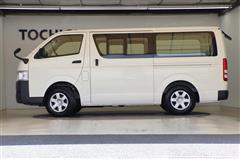 ハイエースバン デラックス