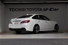 クラウン ハイブリッド 2.5 RS