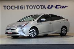 トヨタ プリウス A