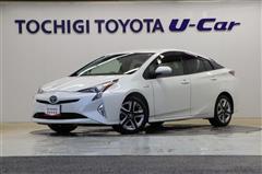 プリウス Sセーフティープラス4WD