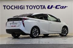 プリウス Sセーフティープラス4WD